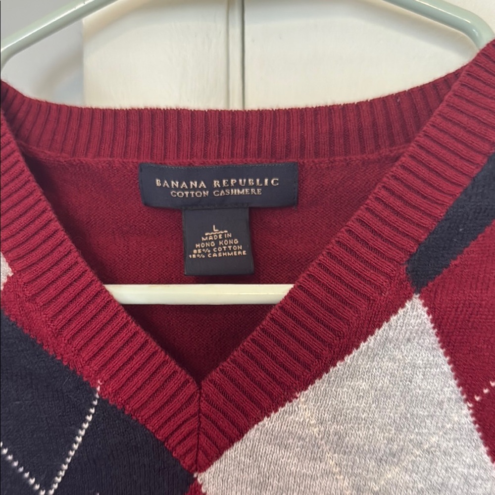 Banana Republic Red and Black V-Neck Sweater